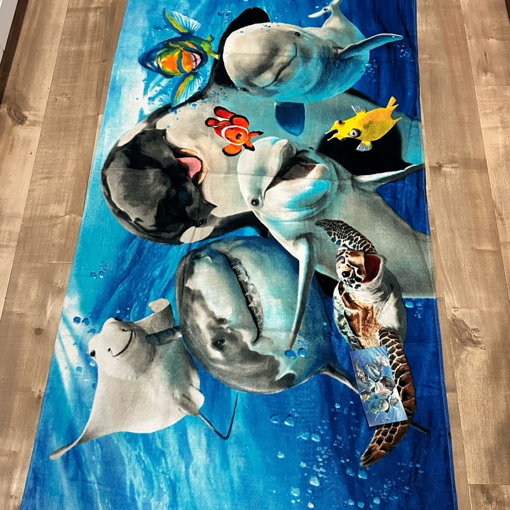 Set of 2 Finding Nemo Beach Towels - Picture 3 of 4